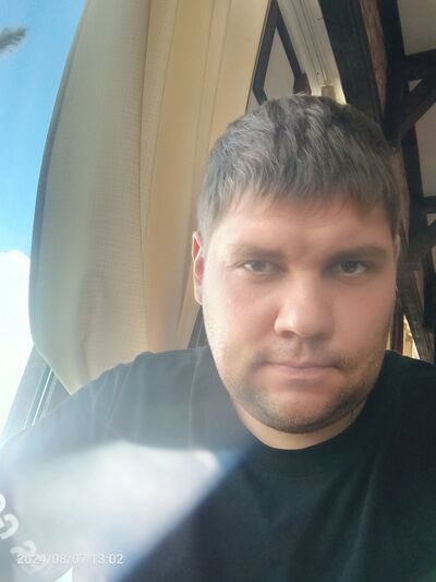  ,   Sergey, 35 ,   ,   