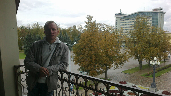  ,   Arturs, 47 ,   ,   , c , 