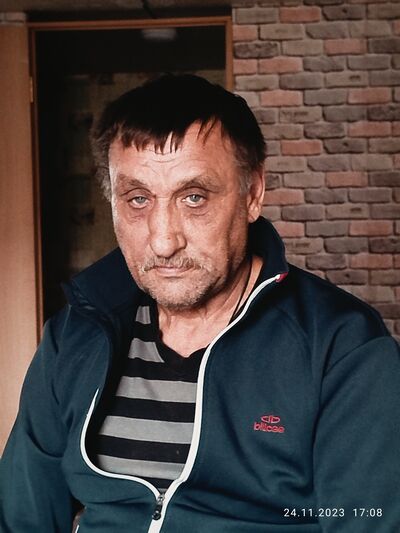  ,   Nik, 60 ,   ,   