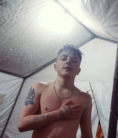  ,   Artem, 22 ,   ,   , c , 