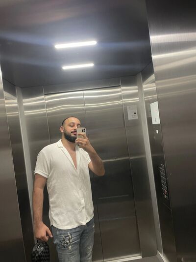  ,   Gusein, 29 ,   ,   