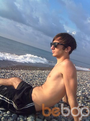  ,   Tornike, 34 ,   