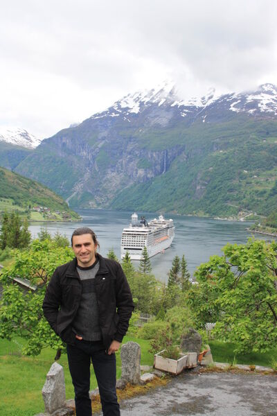   ,   Yuriy, 49 ,   ,   , c 