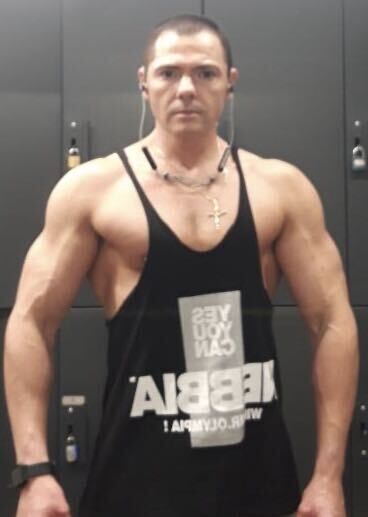  Praha,   Denis, 42 ,   ,   , c 