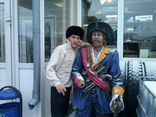  4742677  Andrei, 52 ,    