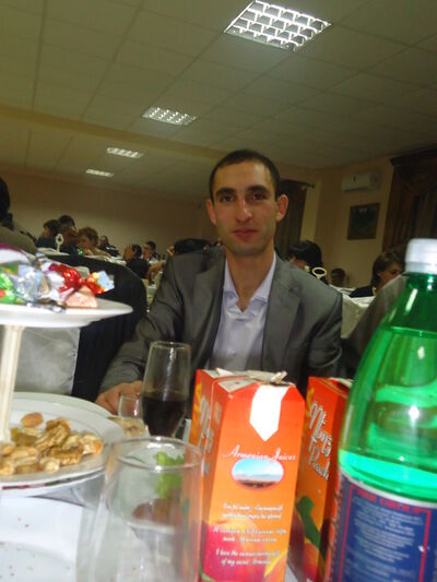  ,   ARTUR, 41 ,  