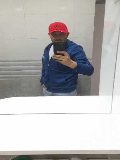  27424787  Alex, 47 ,    