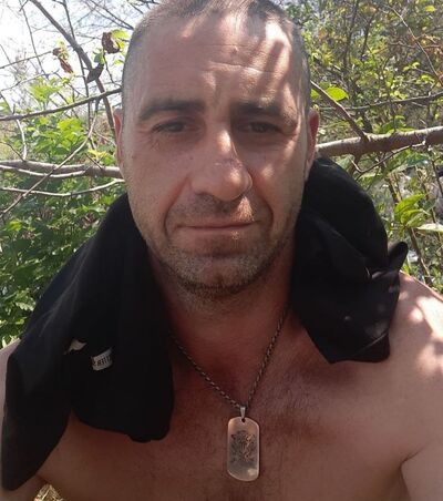  ,   Igor, 42 ,   ,   