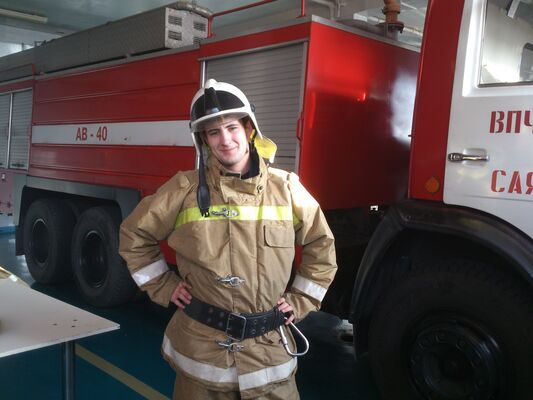  ,   Nik, 33 ,   ,   
