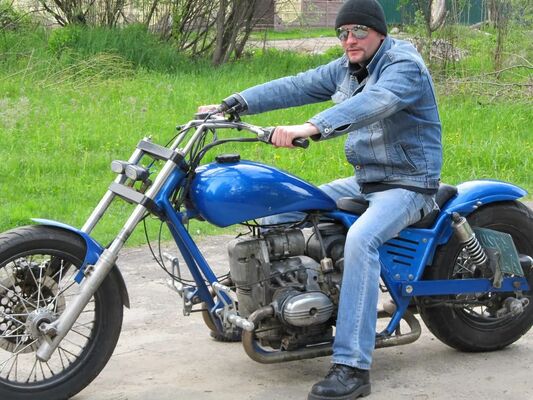  ,   Ruslan, 47 ,   c 