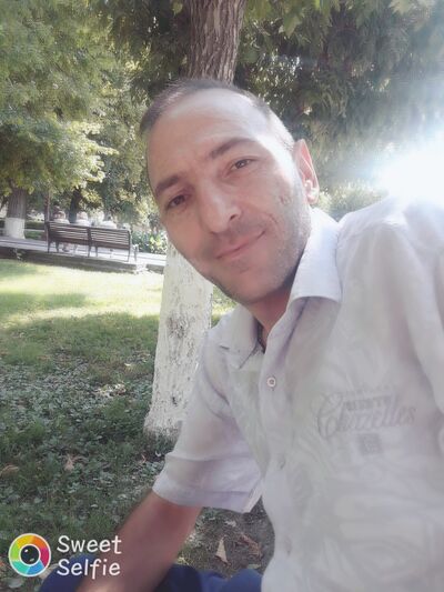  ,   Eduard, 51 ,   