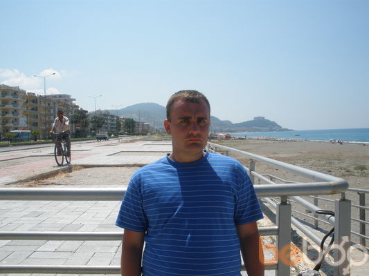  ,   Sasha, 39 ,   