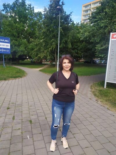  Pardubicky,   Katya, 50 ,   c 