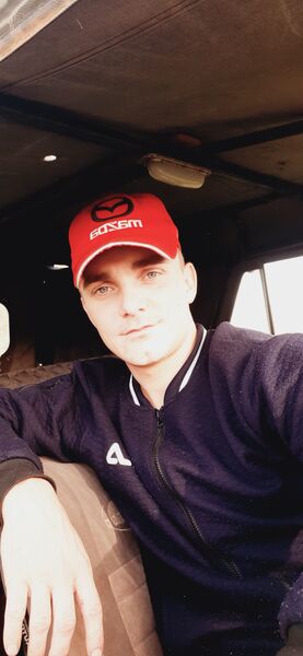  ,   Viktor, 32 ,   ,   , 