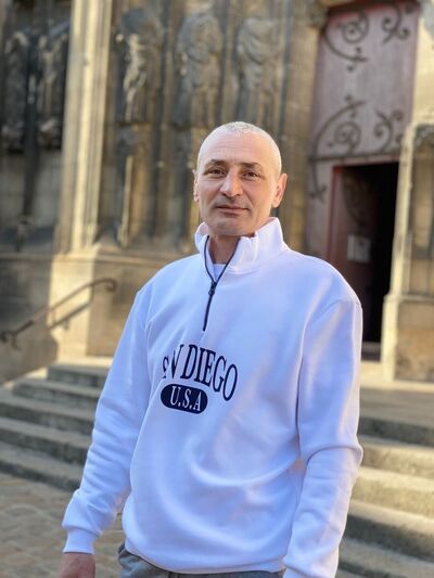  ,   Serghei, 46 ,   ,   , c 