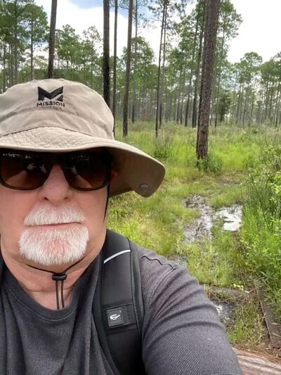  New York City,   Dustin, 64 ,   ,   