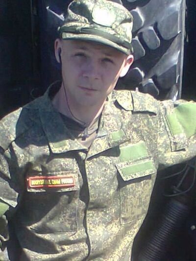  ,   Alexander, 32 ,   ,   , c , 