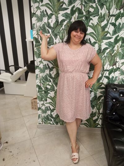  ,   Lena, 40 ,   ,   