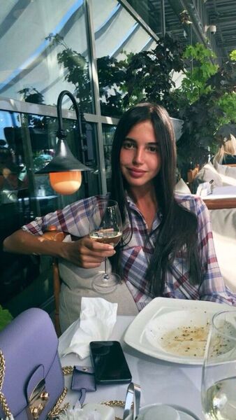  ,   Kisulja, 24 ,   ,   
