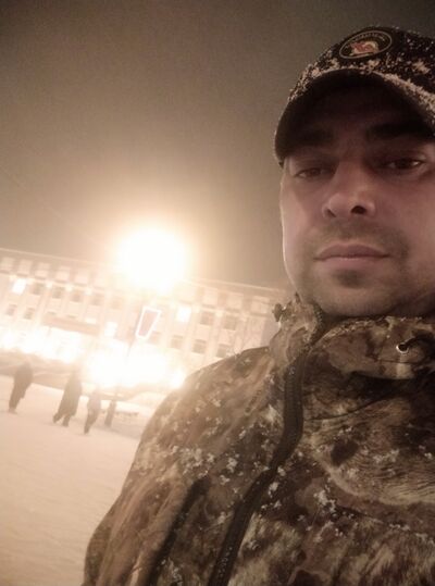  ,   Stepan, 40 ,   ,   