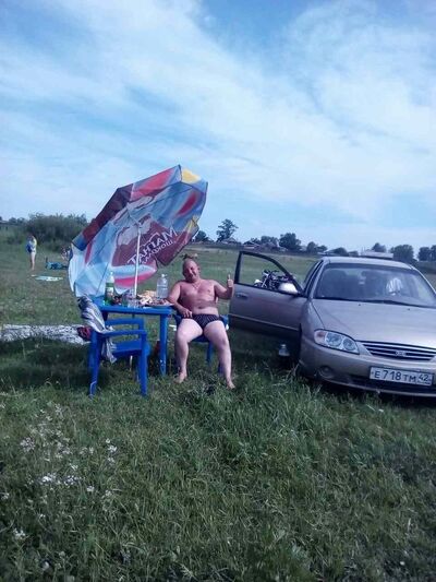  ,   Stas, 44 ,   ,   , c 