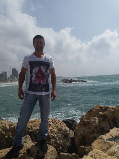  Tel Aviv-Yafo,   , 42 ,   