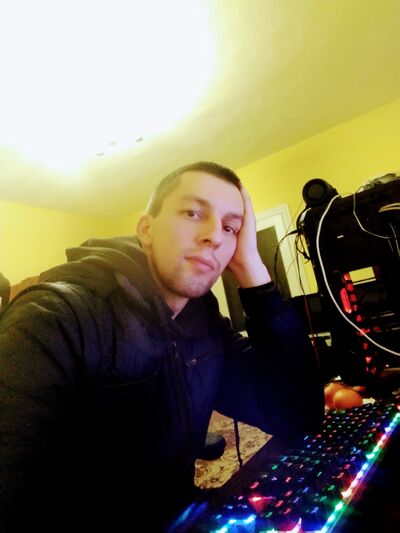  -,   Alex, 29 ,   ,   , 