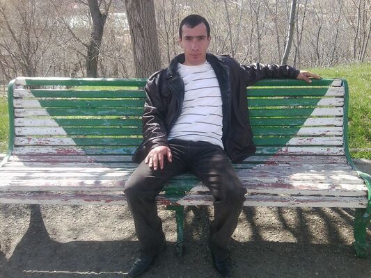  ,   Artak, 33 ,  