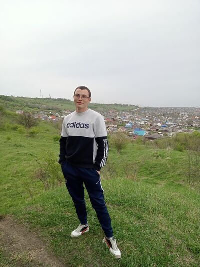  ,   Artem, 25 ,   ,   