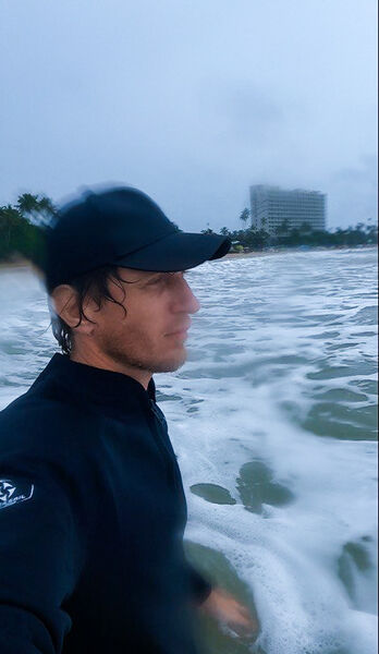  ,   Mikhaill, 37 ,   ,   