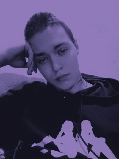  ,   Artyom, 20 ,   ,   