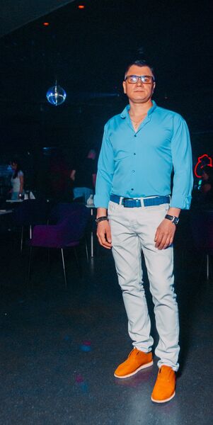  -,   Denis, 43 ,  