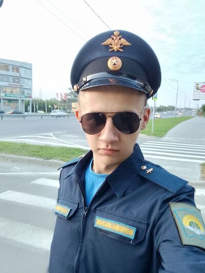  -,   Daron, 20 ,   ,   , c 