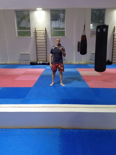  ,   Garik, 40 ,   ,   , c , 