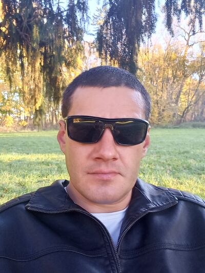  ,   Max, 41 ,   ,   