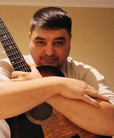  ,   Dimon, 42 ,   