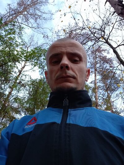  Goddard,   , 32 ,   ,   