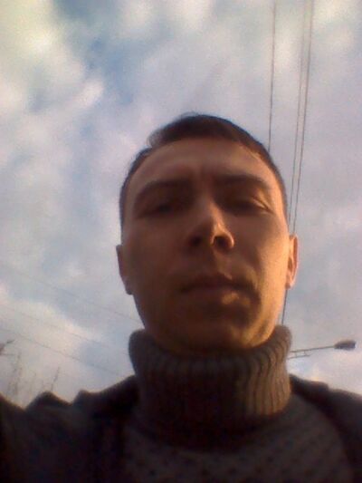  ,   Leonid, 40 ,  