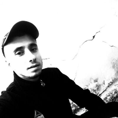  ,   Ernes, 32 ,   ,   , c 