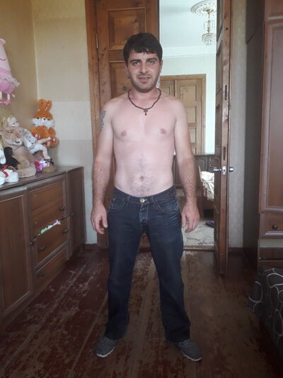  ,   Dima, 37 ,   
