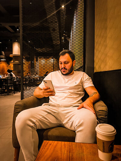  ,   Gokhan, 31 ,   ,   , c 