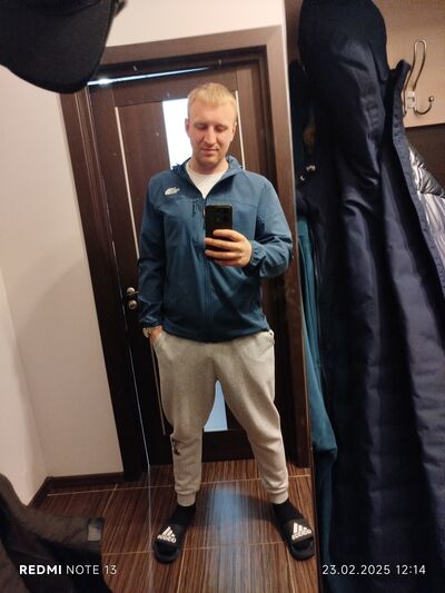  ,   Nik, 29 ,   ,   