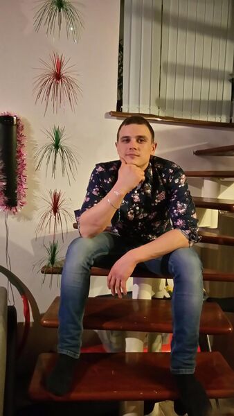  ,   Marat, 34 ,   