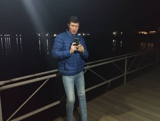  ,   Tim, 42 ,   ,   