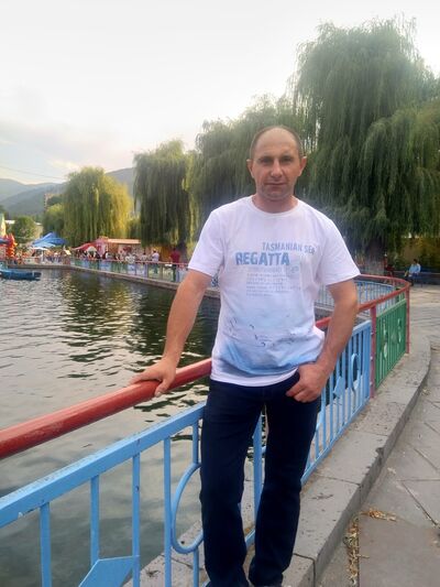  ,   Artyom, 44 ,   ,   , c 