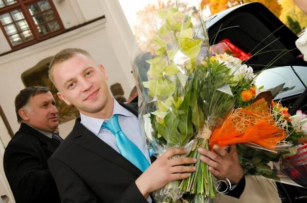  ,   Tomas, 36 ,   ,   , c 