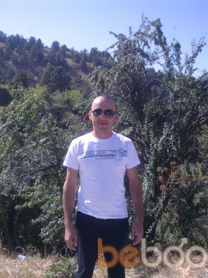  ,   Albert, 44 ,   ,   , c 