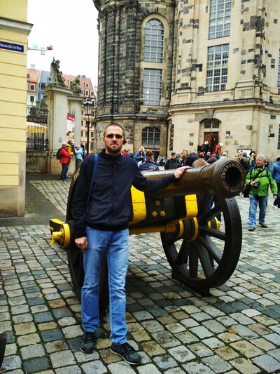 ,   Valerii, 47 ,     , c 