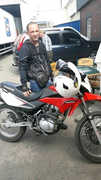  ,   Valera, 51 ,  