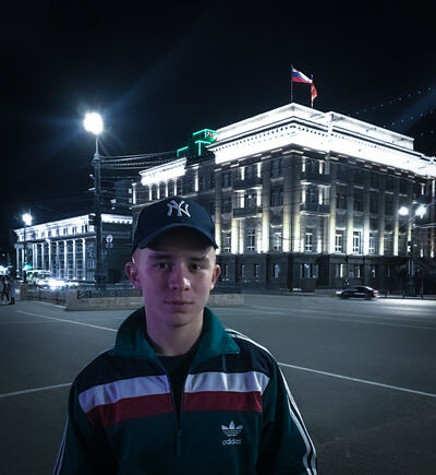  ,   Vladislav, 20 ,   ,   